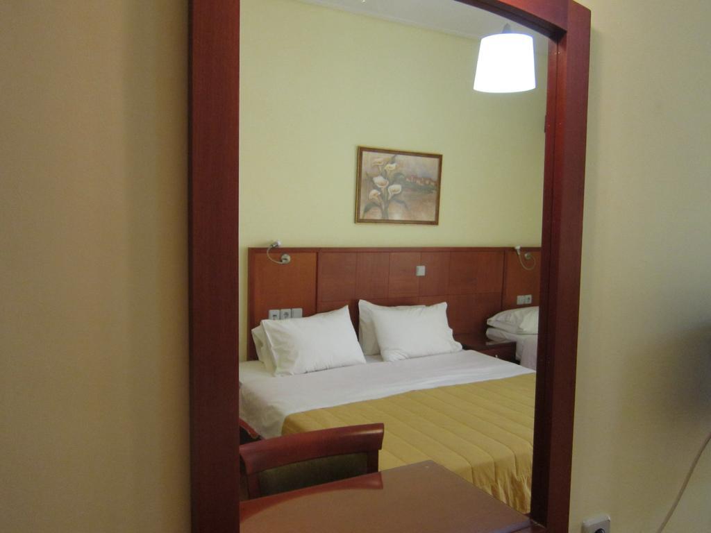 Hotel Ena Loutra Ipatis Room photo